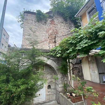 Ararat Studio Istanboel Buitenkant foto
