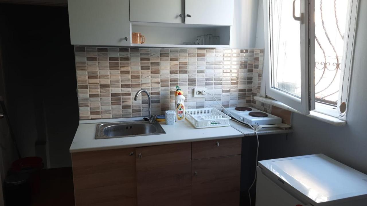 Ararat Studio Istanboel Buitenkant foto